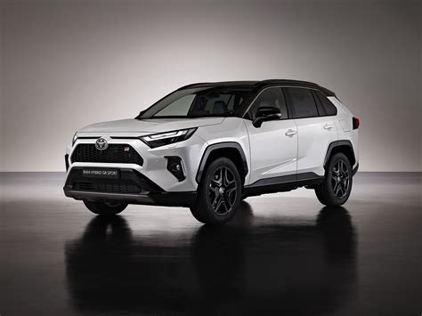 Schema comparativo dei consumi della Toyota RAV4 Hybrid in diverse condizioni di guida