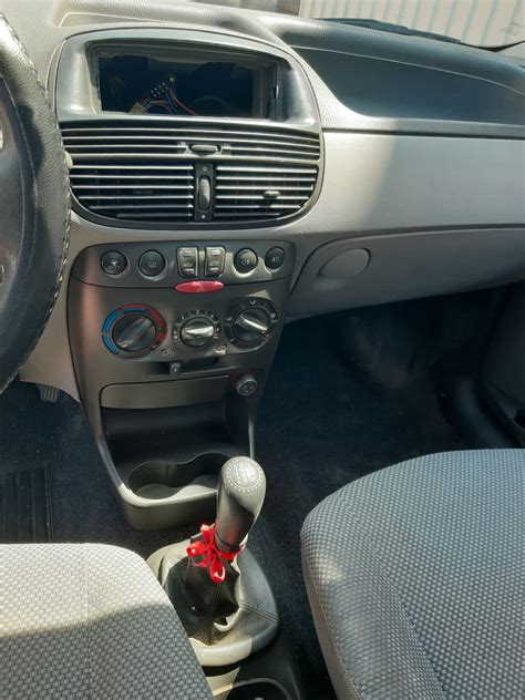 Fiat Punto 2 Series interior with focus on the pedals
