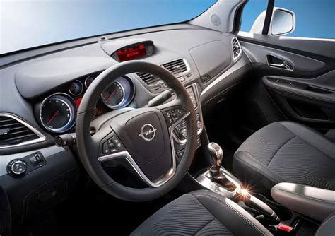 Interni Opel Mokka X Innovation con touch screen