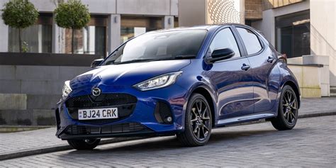 Mazda 2 Hybrid esterni
