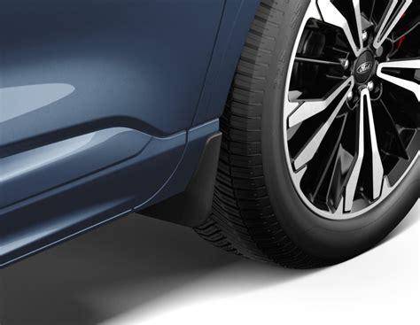 Paraspruzzi anteriori su Ford Kuga