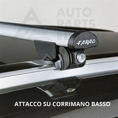Ford Kuga con barre portatutto