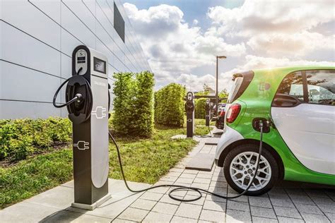 rete di colonnine di ricarica elettrica