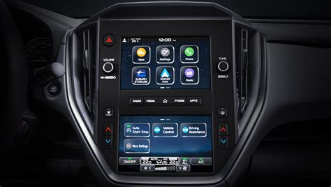Dashboard Subaru Impreza con schermo infotainment