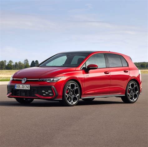 Volkswagen Golf GTI exterior
