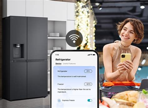 Smartphone con app LG SmartThinQ che controlla la lavasciuga
