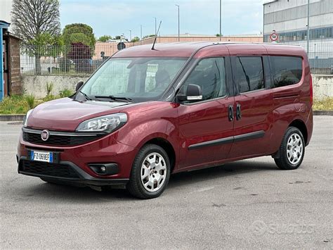 Fiat Doblò 7 posti con allestimento campeggio