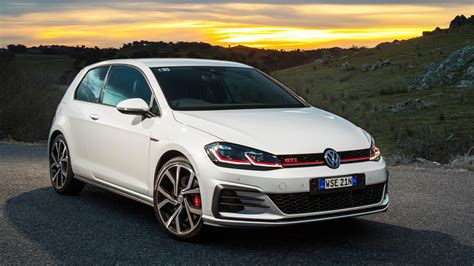 Volkswagen Golf 7 GTI Performance frontale