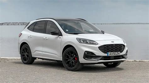 Ford Kuga ST-Line in dettaglio