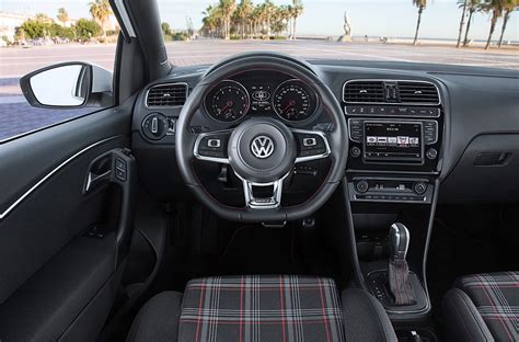 Interni Volkswagen Polo GTI 6R