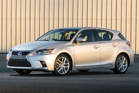 Dettaglio della calandra Lexus CT Hybrid