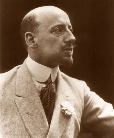 Gabriele D'Annunzio e il genere dell'automobile