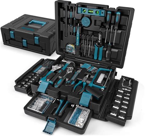 Kit attrezzi base per auto