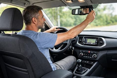 Regolazione sedile auto e postura
