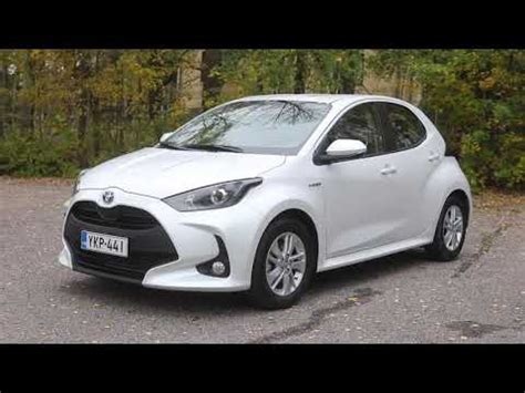 Tabella pressione pneumatici Toyota Yaris Hybrid