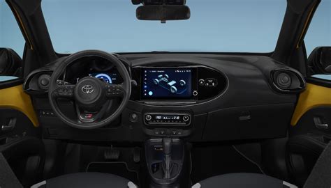 Cruscotto digitale Toyota Aygo X
