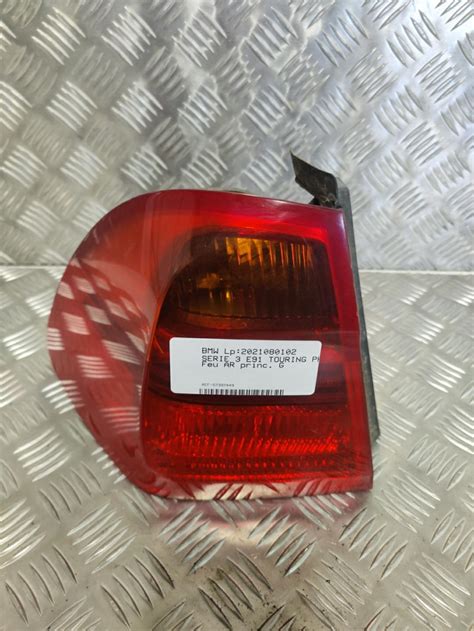 dettaglio portalampada posteriore BMW E91