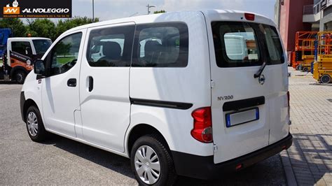 Nissan NV200 in configurazione furgone