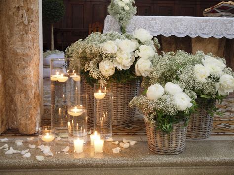 Matrimonio con decorazioni floreali