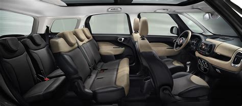 Interni Fiat 500L Living con 7 posti