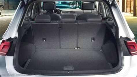 Bagagliaio Volkswagen Tiguan con sedili scorrevoli