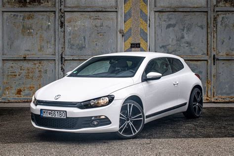 Volkswagen Scirocco 1.4 TSI paraurti e fari