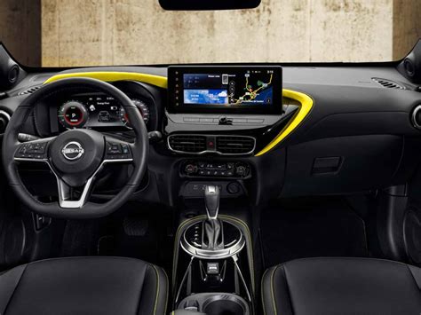 Schermo touchscreen del sistema multimediale di una Nissan Juke