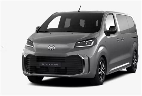 Interni e plancia Toyota Proace Verso