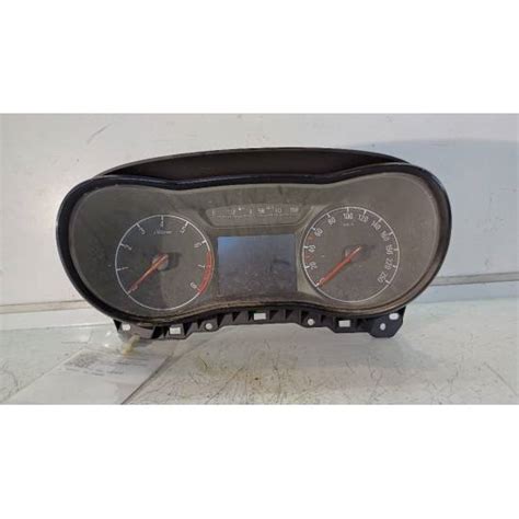 Immagine di un quadro strumenti Opel Zafira A ricondizionato