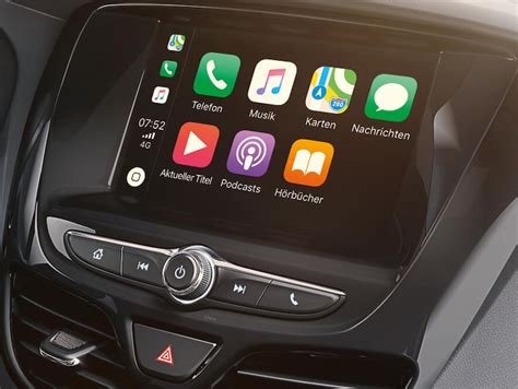Schermata infotainment Opel Karl