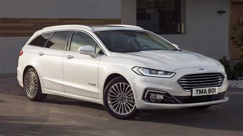 Ford Mondeo Hybrid Wagon esterna