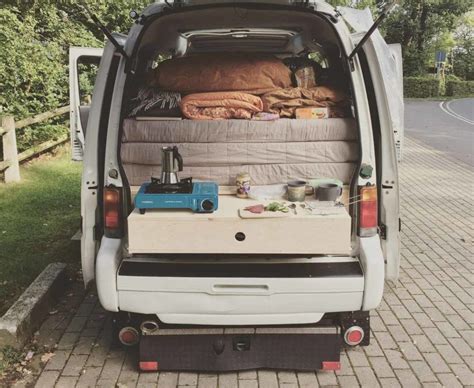 Interni Subaru Libero trasformato in camper