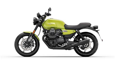 Moto Guzzi V7 Sport 2025 in colorazione classica