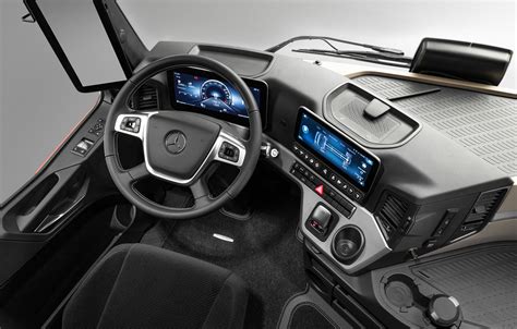 Interni cabina Mercedes-Benz Actros