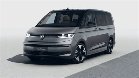 Multivan eHybrid 4MOTION su strada sterrata in montagna