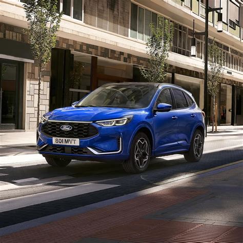 Ford Kuga on a winding road with a power surge effect