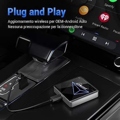 Vari modelli di adattatori wireless per Android Auto