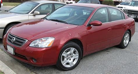 Una Nissan Altima terza serie