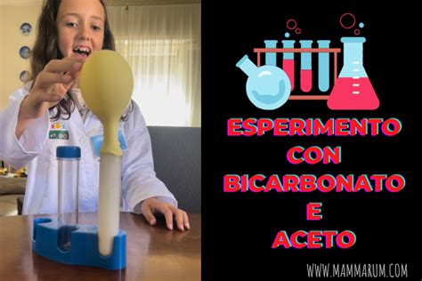 Bambini che fanno un esperimento con aceto e bicarbonato