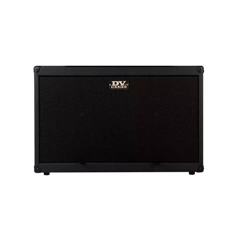 Schema di un setup con testata e cabinet per chitarra