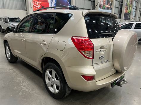 Toyota RAV4 2008 vista frontale