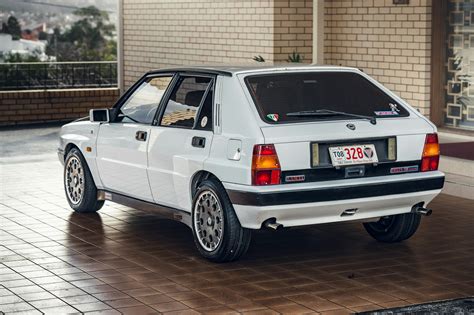 Lancia Delta HF Integrale 8v