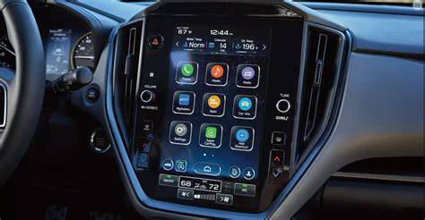 Interfaccia Apple CarPlay su schermo Subaru