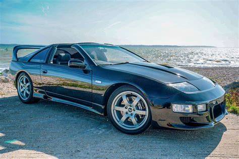 Profilo laterale della Nissan 300ZX Twin Turbo