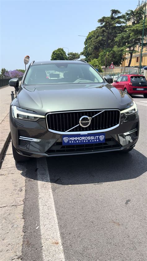 Infografica sistemi di assistenza alla guida Volvo XC60