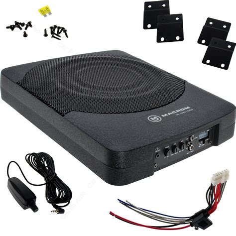Subwoofer compatto installato sotto il sedile
