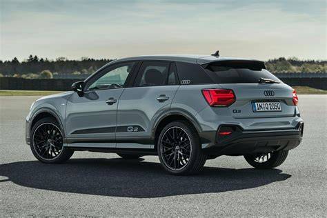 Audi Q2 30 TDI in ambiente urbano