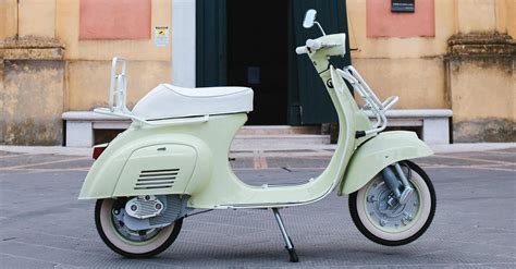 Vespa Special con bloccasterzo