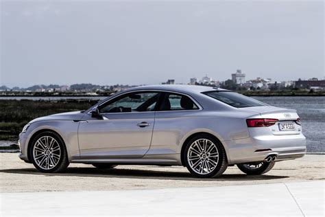Audi A5 Coupé 3.0 TDI Quattro in fase di manutenzione