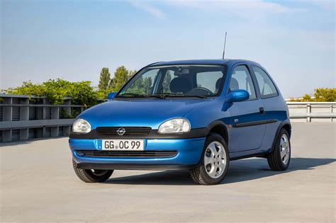 Opel Corsa C - vista anteriore